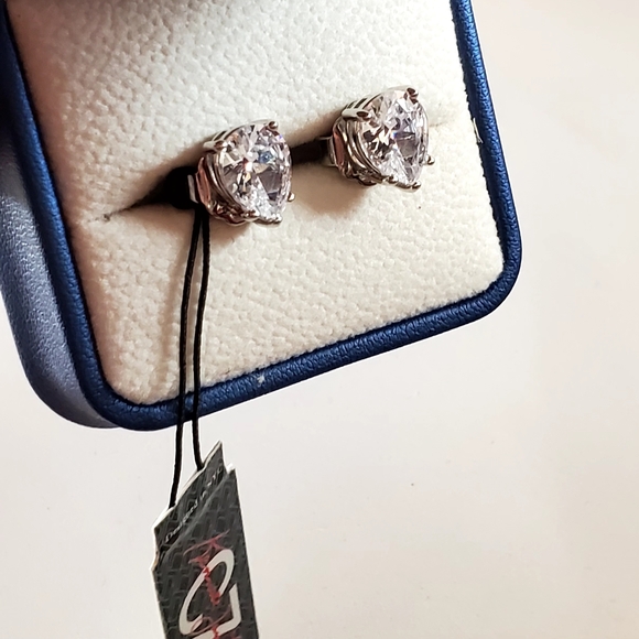 CZ by Kenneth Jay Lane 4 CCTW Pear Cut Silver Post Earrings New With Tag. Signed - Picture 6 of 12